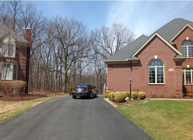 Woods of Country Creek Rochester MI Homes for sale 